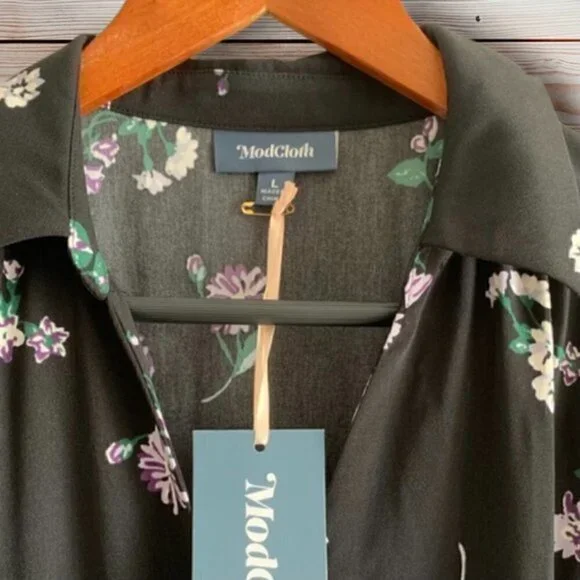 ModCloth Everything & More Floral Jumpsuit (L) NWT - Picture 7 of 9